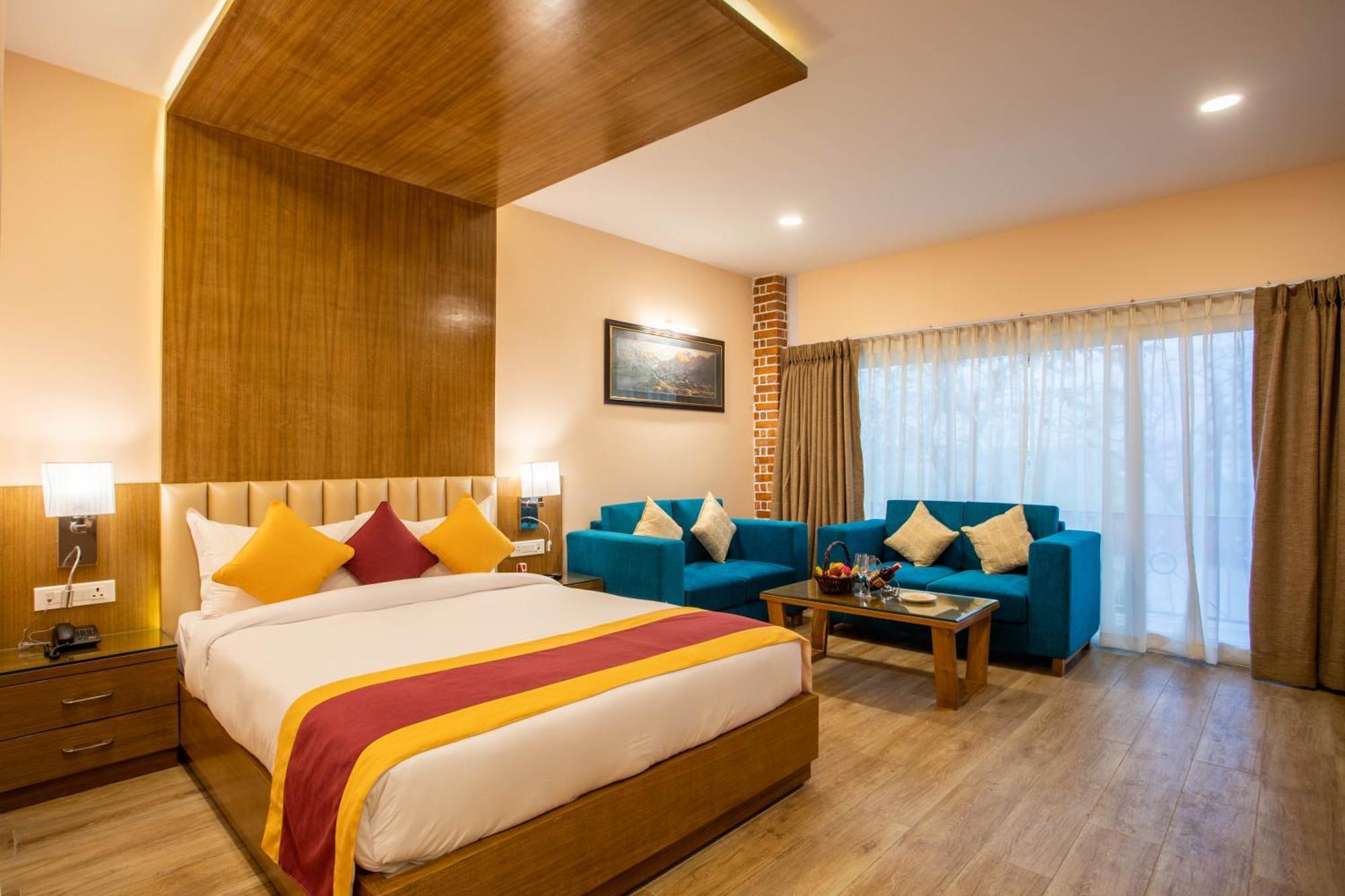 Dreamland Gold Resort & Hotel Siddharthanagar Екстер'єр фото
